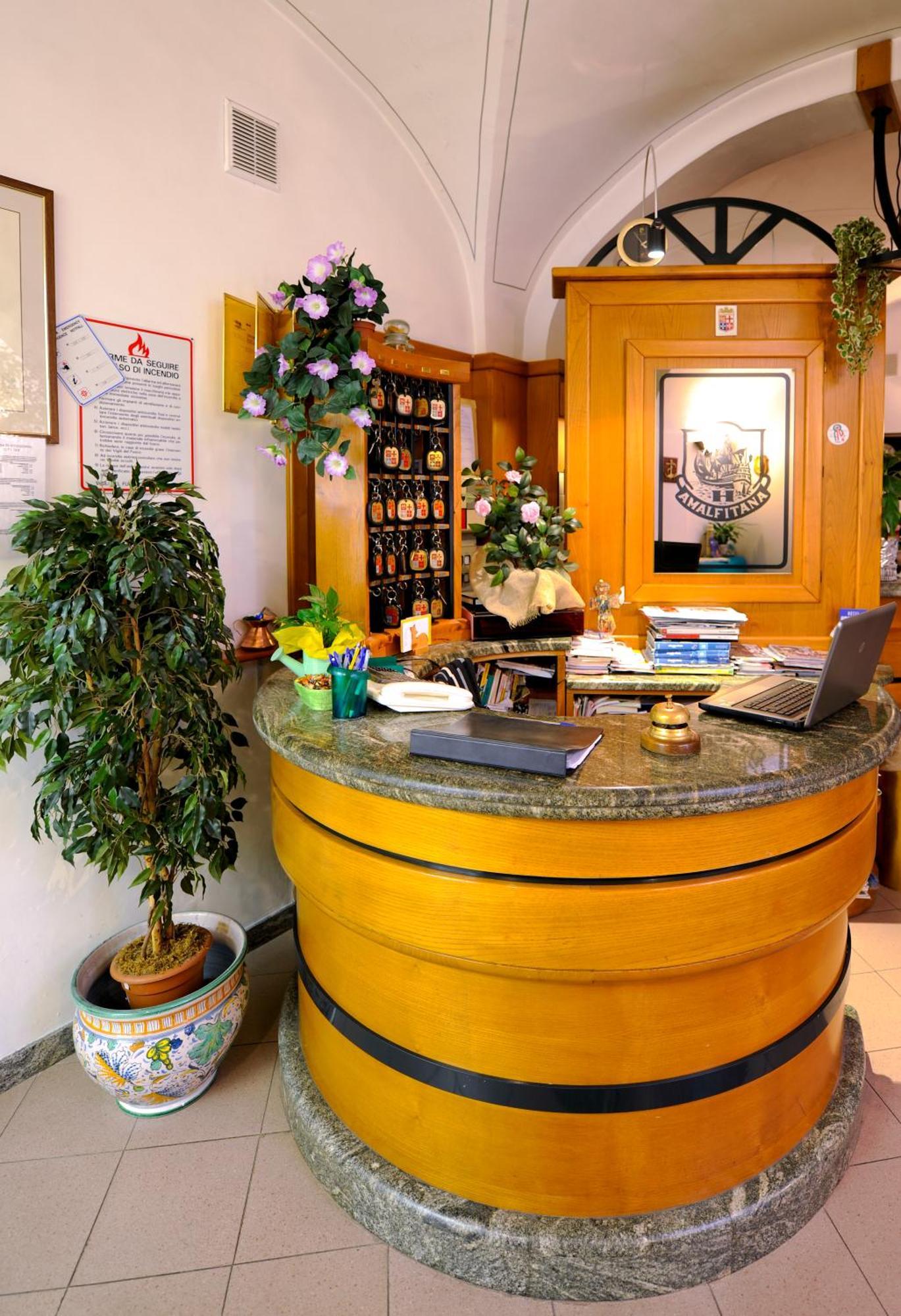 Hotel Amalfitana Пиза Экстерьер фото